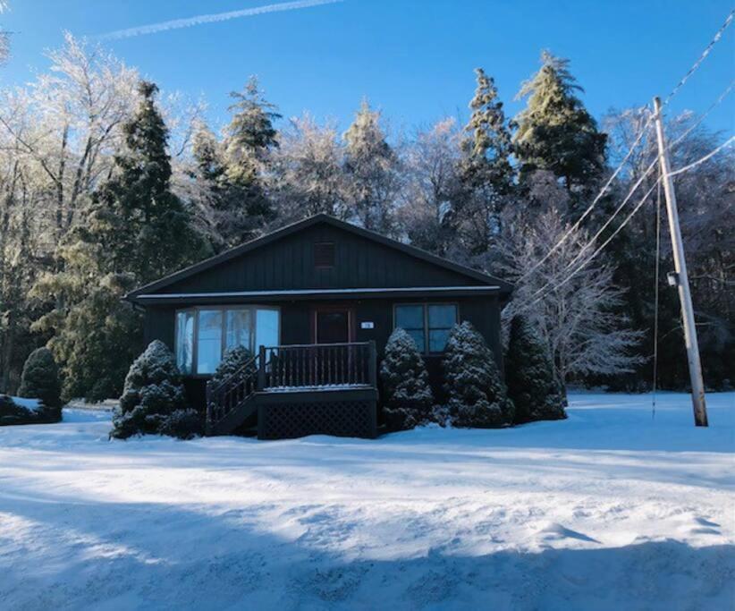 Catskills Cottage With Lake View Book Now Рок-Хилл Экстерьер фото